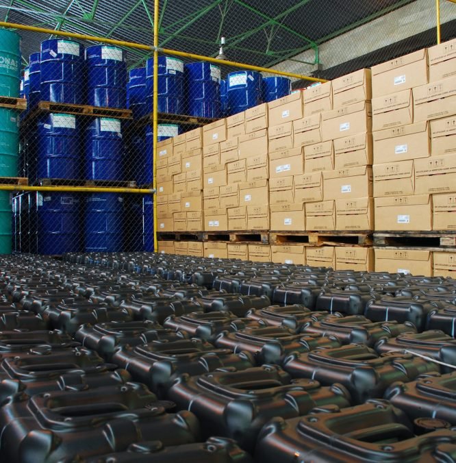 oil-2025-10-28-21-43-15-utc